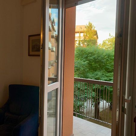 Comfortable Apartament 2 Bedroom Suitable 2-5 Pax Bolonia Exterior foto